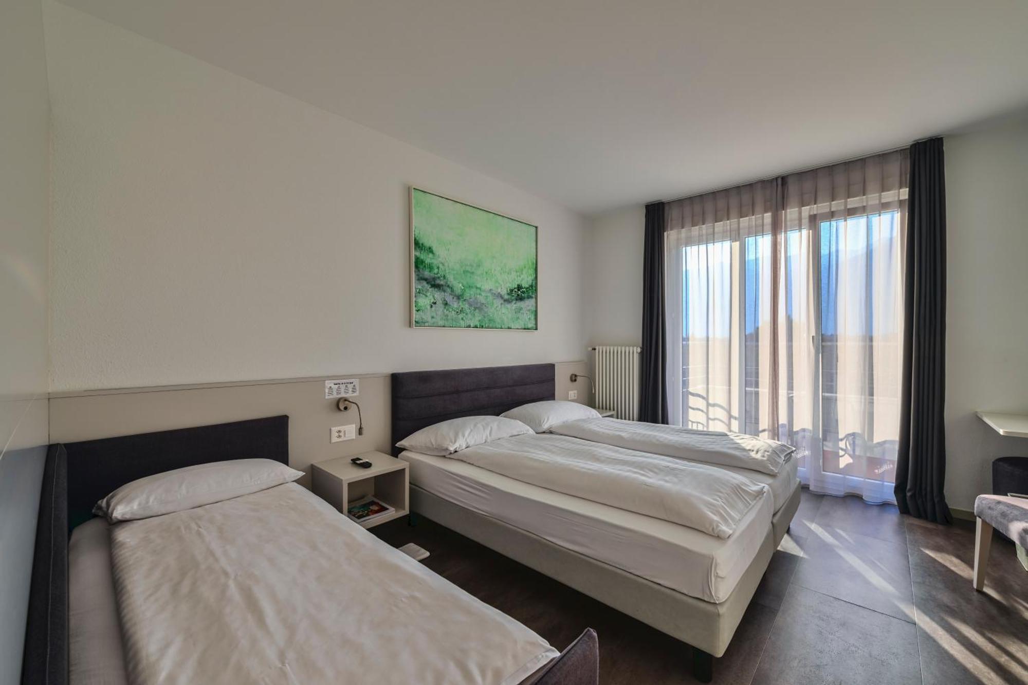 Hotel Luna Garni Аскона Экстерьер фото
